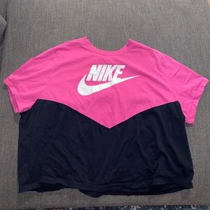 Nike Cropped Tee Shirt